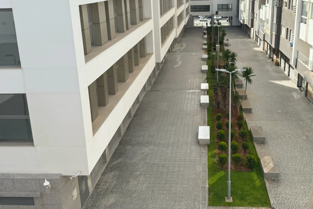Espace commercial Rabat, Location